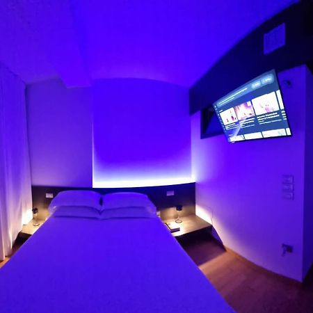 Ferienwohnung Attico Reale - In Centro, Tra Stazione E Bari Vecchia Exterior foto