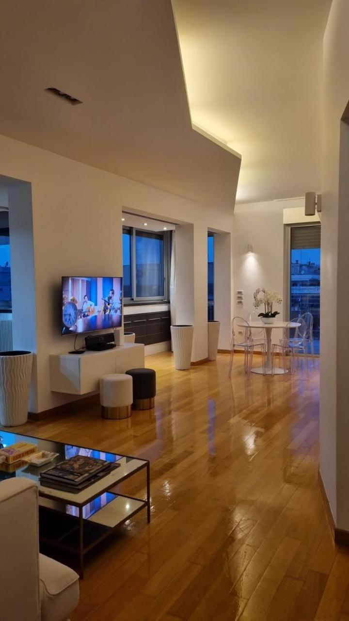 Ferienwohnung Attico Reale - In Centro, Tra Stazione E Bari Vecchia Exterior foto